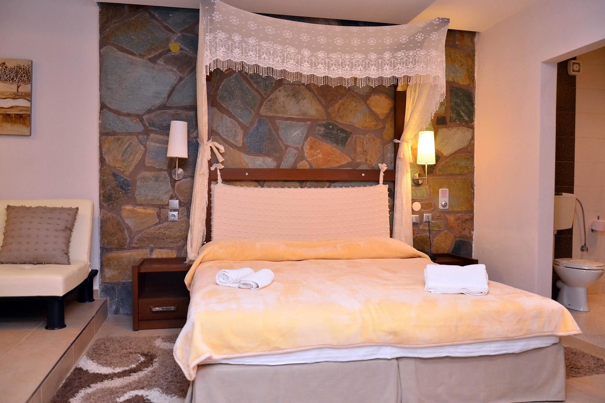 Hotel Konaki Arnaia Eksteriør billede